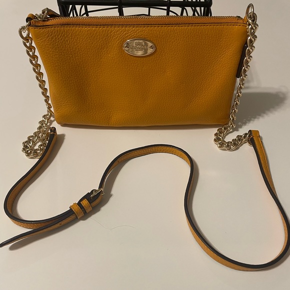 Coach Bags Coach Quinn Crossbody In Mustard Poshmark